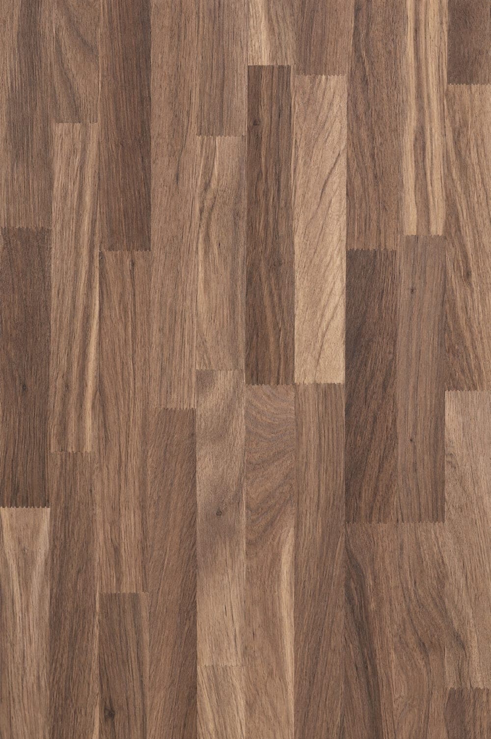Finger-jointed walnut solid wood panel: sanded walnut lamellas in varied tones.