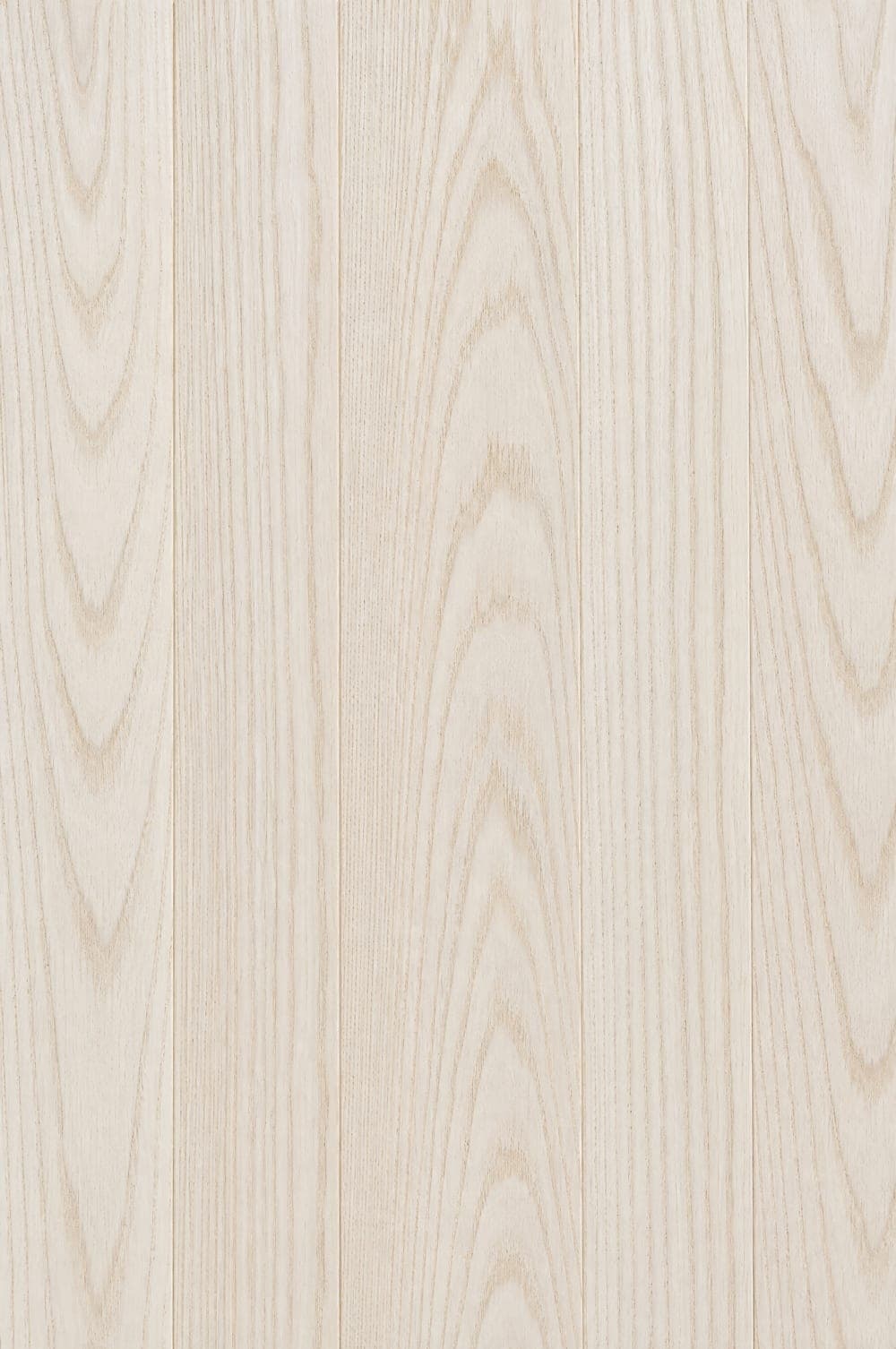 Solid ash panel with full-length staves: one-piece ash lamellas.