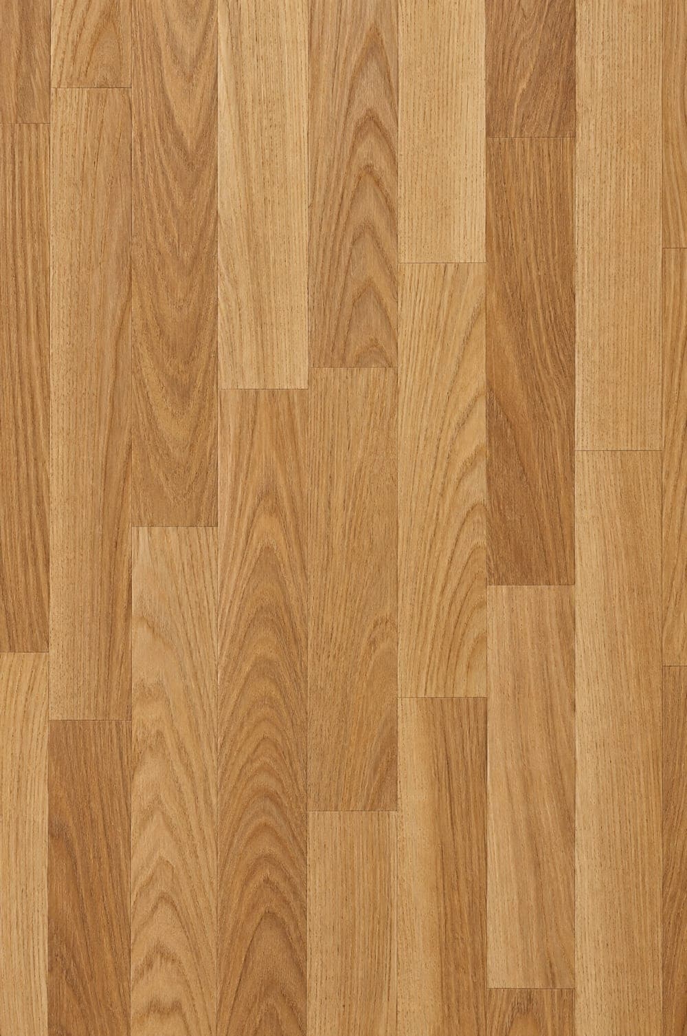 Finger-jointed chestnut solid wood panel: honey-toned chestnut lamellas.